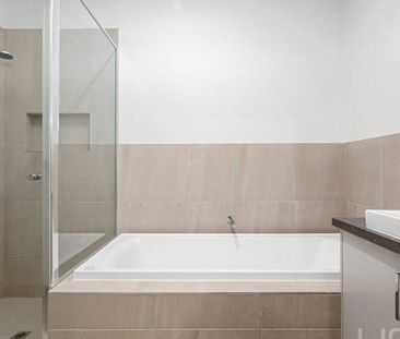 Near New 3 Bedroom Home - Photo 6
