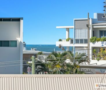 Top Floor 3-Bedroom Unit. Walk to Kingscliff Beach and Town - Photo 5