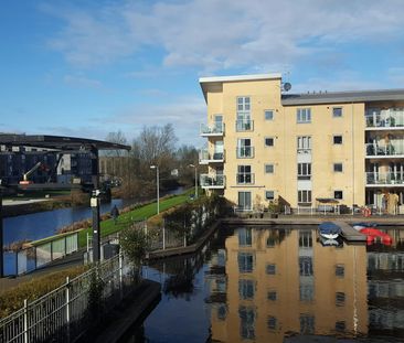 Flat to rent on - Photo 2