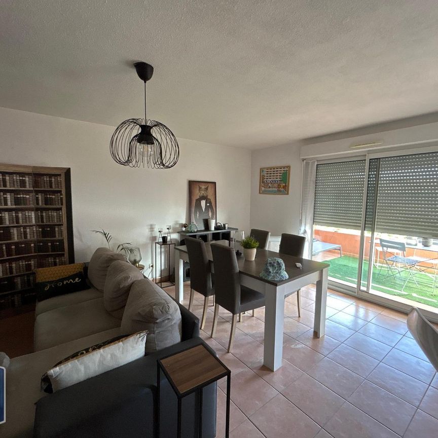 Location Appartement 2 pièces 49m² CARPENTRAS 84200 - Photo 1