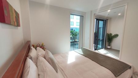 Cozy, compact 1 BR/1 BT with Patio @ Heart of City - Photo 5