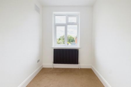 4 bedroom House To Let Total Size: 1217 SQ FT - Photo 5