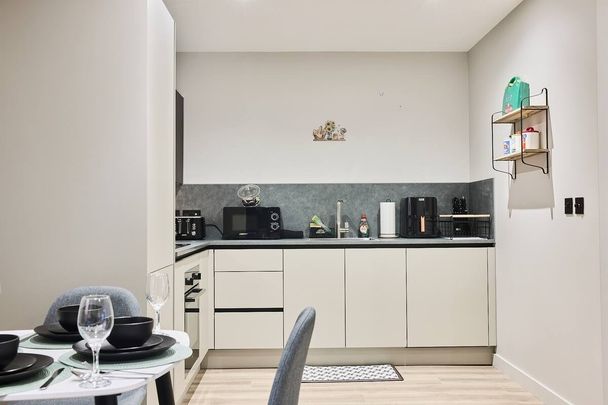 1 Bed Flat, Pressworks Building, B3 - Photo 1