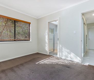 Three Bedroom Townhouse in Spring Gully - Photo 2