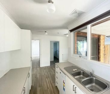 Churchill is calling you home - Photo 2