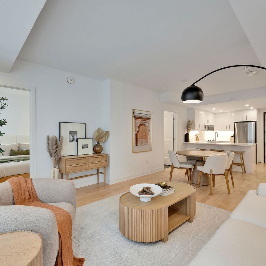 Moon Condos - Photo 1