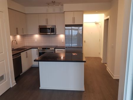 For Lease - 4699 Glen Erin Drive Unit# 810, Mississauga, Ontario - Photo 3