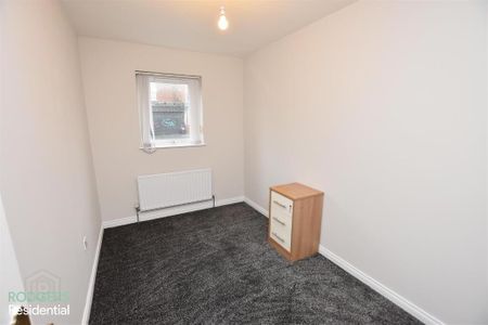 15 Kingscourt Close, Belfast, BT6 9AP - Photo 3