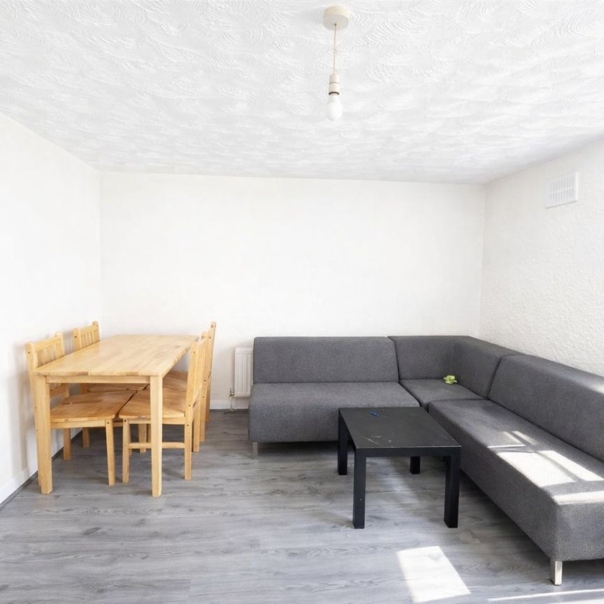 2 Bed Flat, Westow Hill, SE19 - Photo 1
