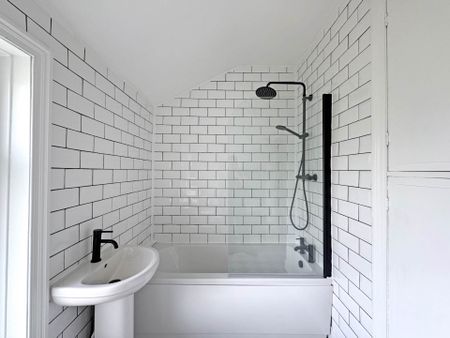 Grains Road, Shaw - Photo 2