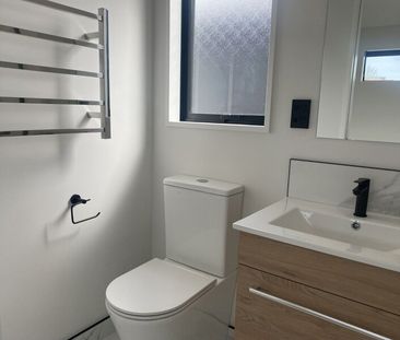 Standalone Townhouse! - Photo 6