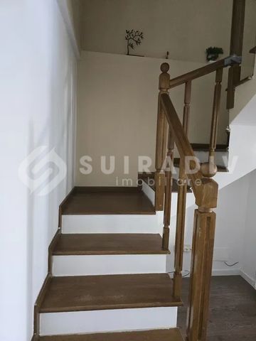 Casa cu 4 camere, recent renovata, 2 parcari- zona Rivus - Photo 4
