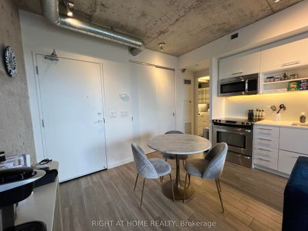 River City II Lofts 32 - Photo 2