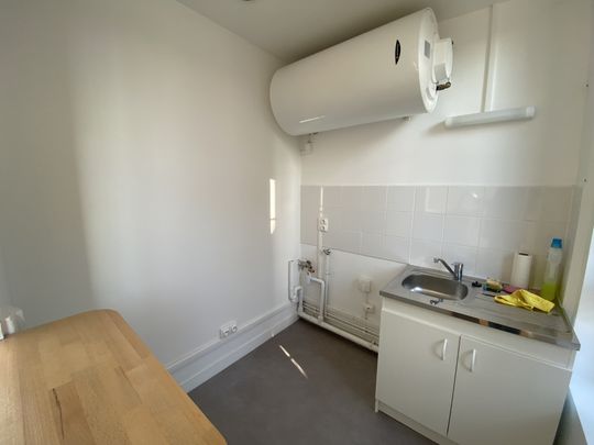 Location Appartement 2 pièces 39m² VILLENEUVE LE ROI 94290 - Photo 1