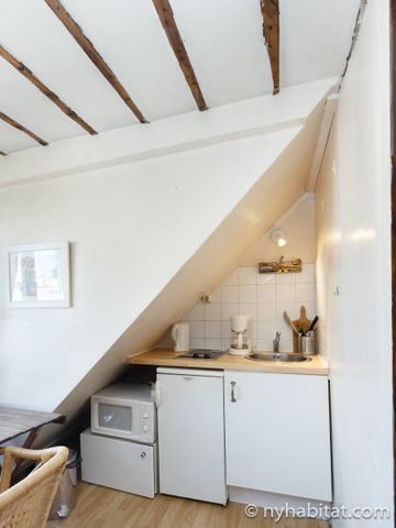 Logement à Paris, Location meublée - Photo 5