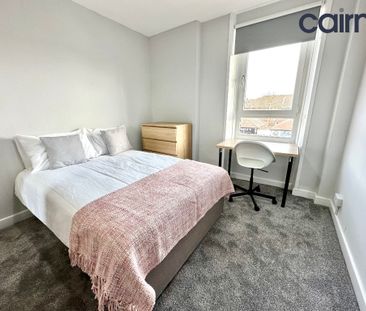 Dumbarton Road, Scotstounhill, Glasgow, G14 9XF - Photo 1