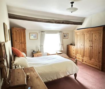 3 bedroom detached house to rent - Photo 4