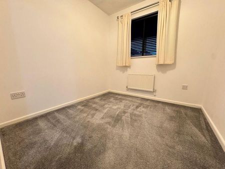 2 bedroom end of terrace house to rent - Photo 2