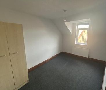 5 Donegall Avenue, Belfast, BT12 6LS - Photo 2