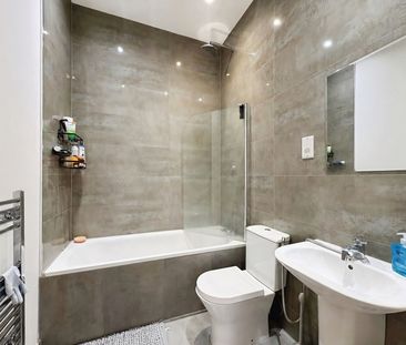 Bradley Court, 3 Knoll Road, Camberley, GU15 - Photo 3
