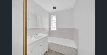 13 Marcus Crescent, Coolaroo, Vic 3048 - Photo 3