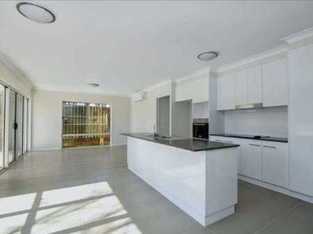 Two Storey Modern Two Bedroom Villa - Photo 3