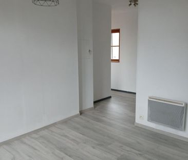 Location Appartement 2 pièces 51m² TROYES 10000 - Photo 3