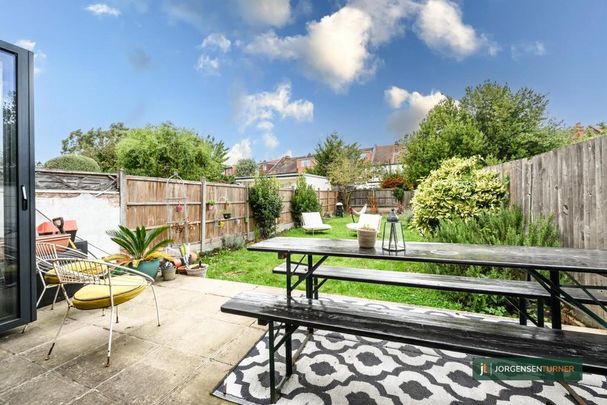 4 bedroom house to rent - Photo 1