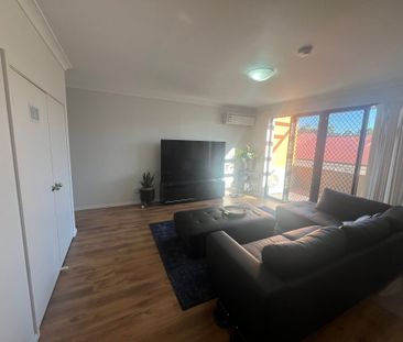 Toongabbie - Photo 1