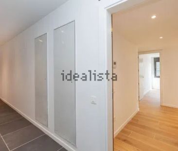 Alquiler de piso en Calle de Joan Miró - Photo 4