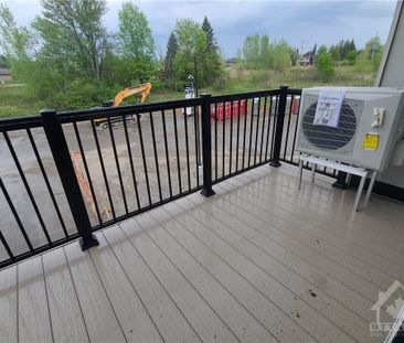 For Lease - 390 ROLLING MEADOWS Crescent Unit# C, Orleans - Convent... - Photo 2