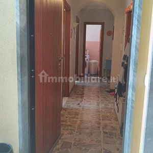 Trilocale via Sant'Antonio 4, Centro, Varallo - Photo 2