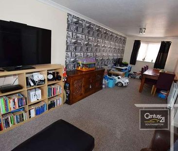 |ref: |,oakwood Drive, Southampton, SO16 - Photo 2