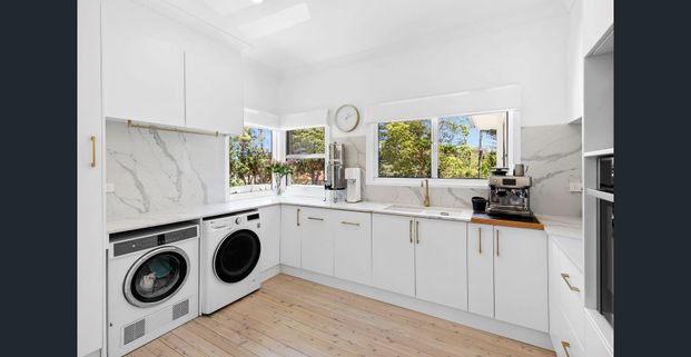 THE PERFECT FAMILY HOME - Photo 1