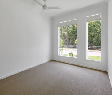 Beautiful Family Home in Orchard Estate - Photo 3