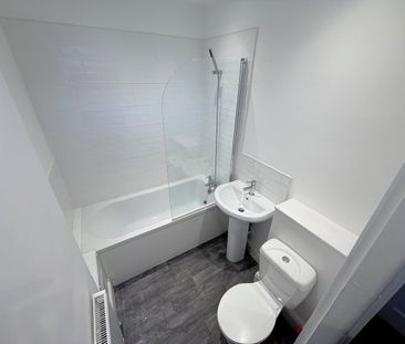 2 Bed Terraced House, Spreadbury Street, M40 - Photo 6