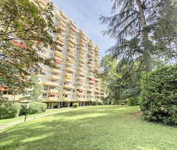 Appartement spacieux de 5 pièces, entièrement rénové, avec en sus u... - Photo 2