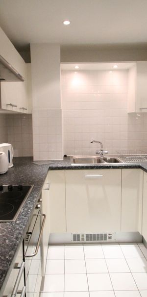 Brunswick Building, SW1H, London - Photo 1