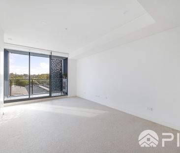 Modern One-Bedroom Apartment with Water Views in Ryde - Photo 4