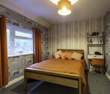 3 bedroom terraced house to rent - Photo 5