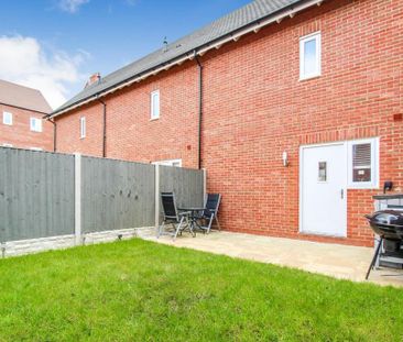 2 bedroom terraced house to rent - Photo 1