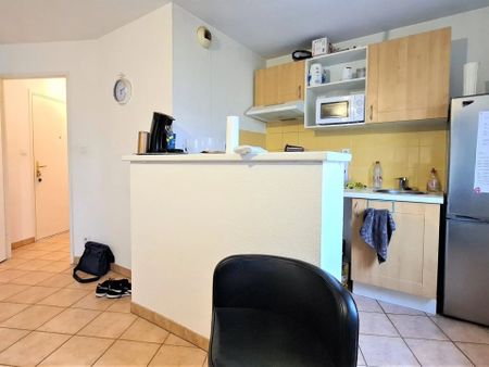 Location Appartement 2 pièces 45 m2 à Albi - Photo 3