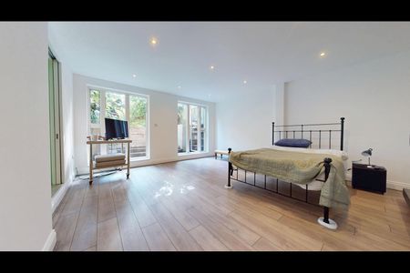 2 Bed Maisonette, Holly Grove, SE15 - Photo 3
