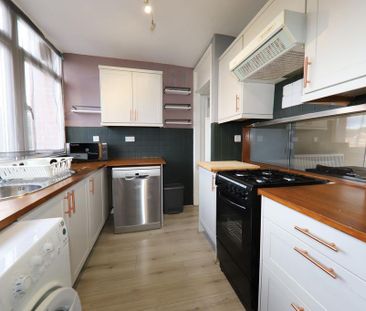 2 bedroom flat to rent - Photo 6