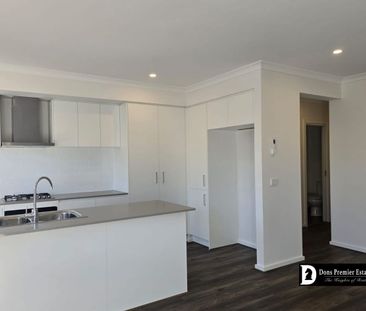 31 , Mettle Street, Clyde North, Vic 3978 - Photo 6