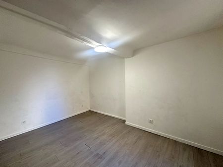 Location Appartement 4 pièces 80m² - Photo 5