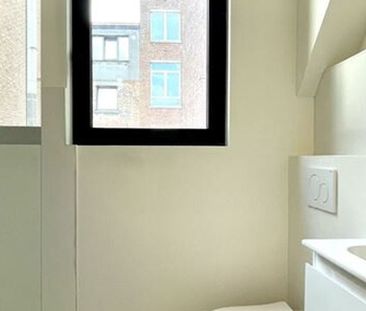 Woning te huur in Antwerpen voor € 1.850 met 2 slaapkamers - Foto 4