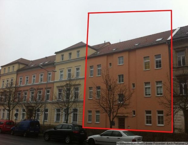 helle schöne 3 Zimmer Wohnung im Dachgeschoss - Photo 1