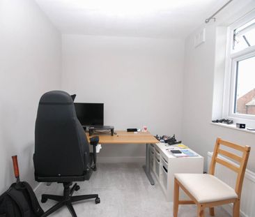 2 bed apartment to rent in Falstone Square, Gosforth, NE3 - Photo 4