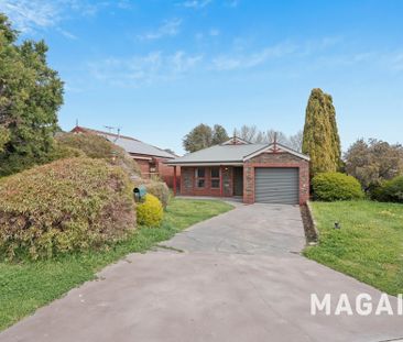 13 Hurtle Ct, Woodcroft SA 5162 - House For Rent | Domain - Photo 3